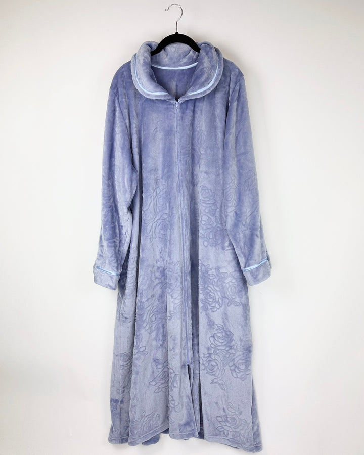 Periwinkle Zip Up Robe - Size 6/8