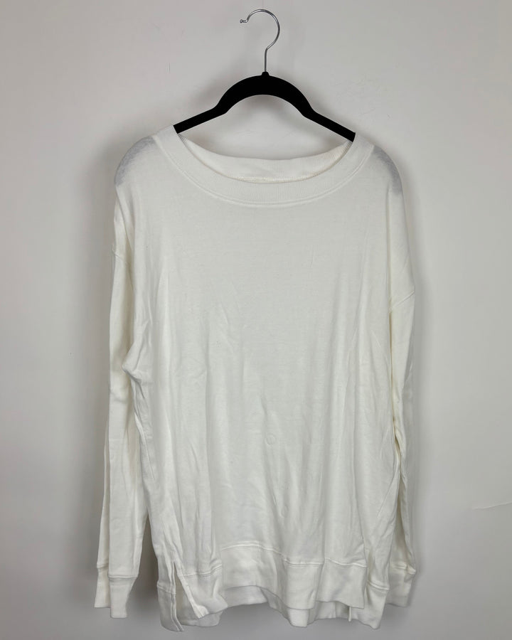 White Crew Neck Long Sleeve - Size 2/4