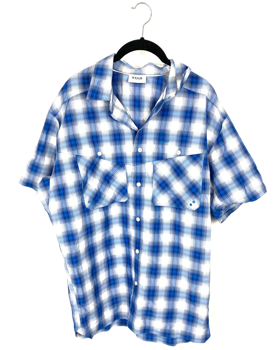 MENS Blue and White Shirt - Medium