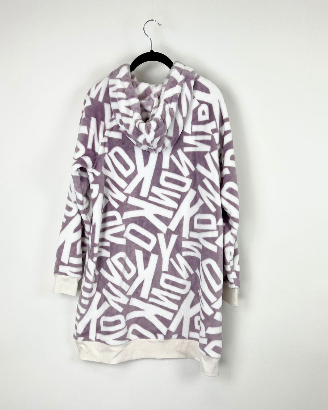 Soft Long Sleeve White And Purple Pull Over - Small