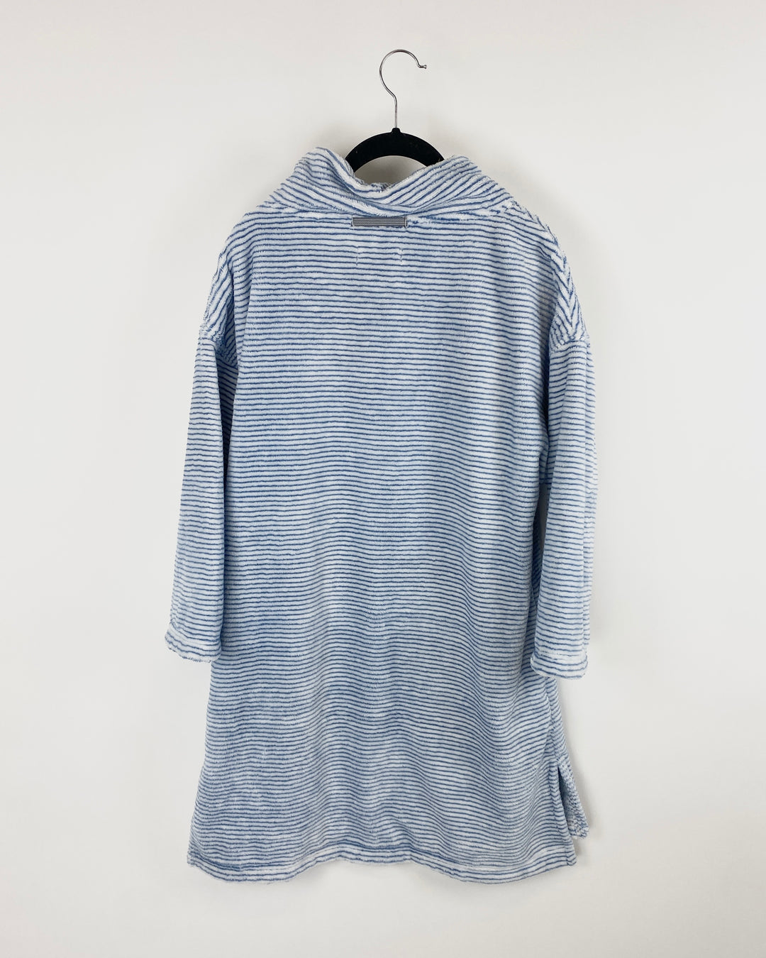 Blue and White Striped Fuzzy Long Sweatshirt - Small