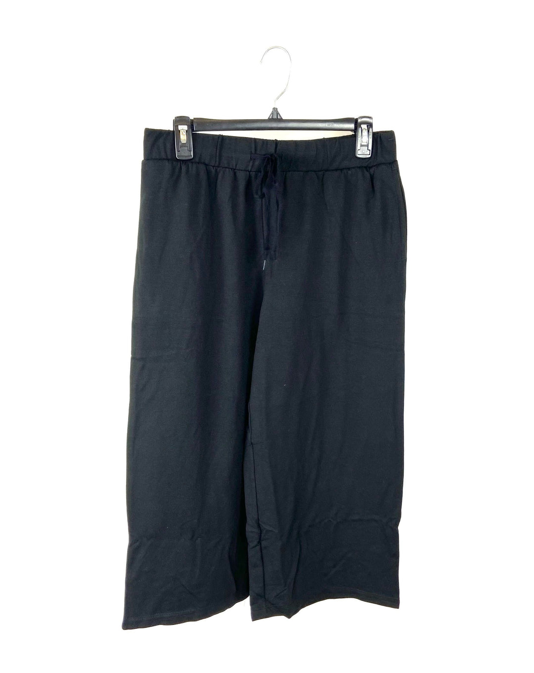 Black Cropped Sweatpants - Size 6/8