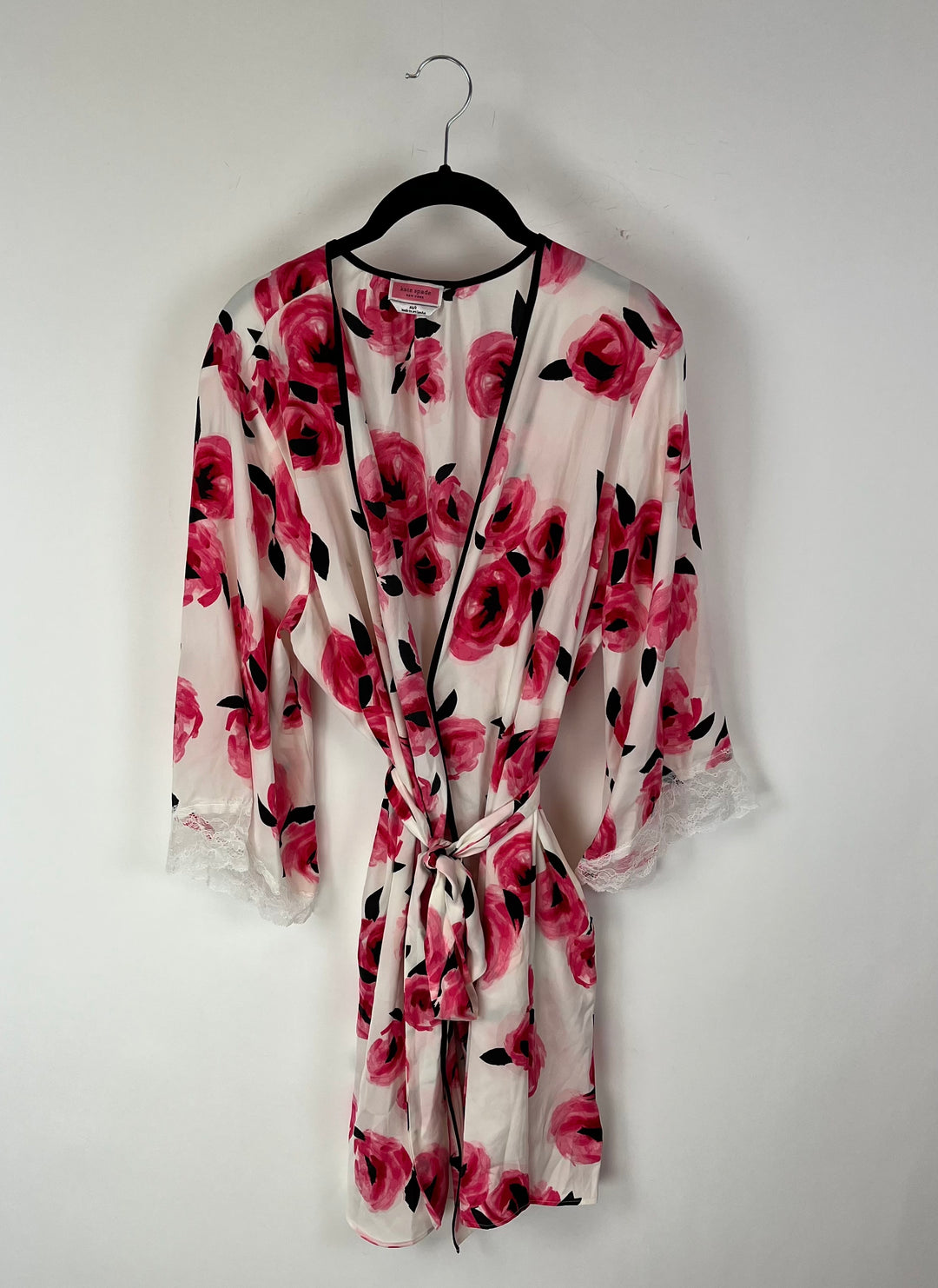 Pink And White Floral Robe - Extra Small/Small