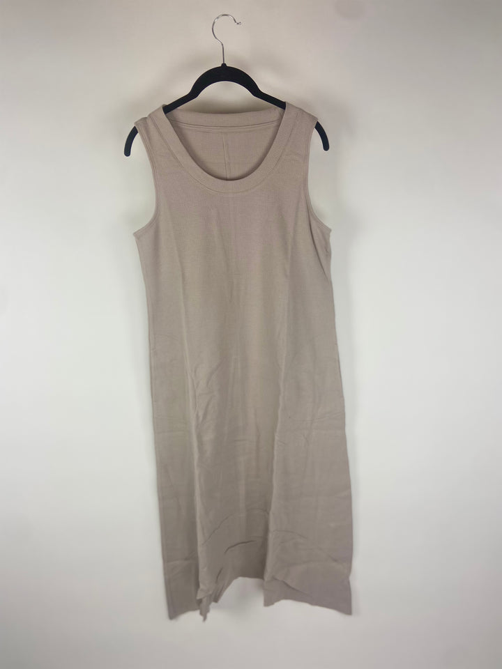 Sleeveless Dress - Size 6-8 and 1X