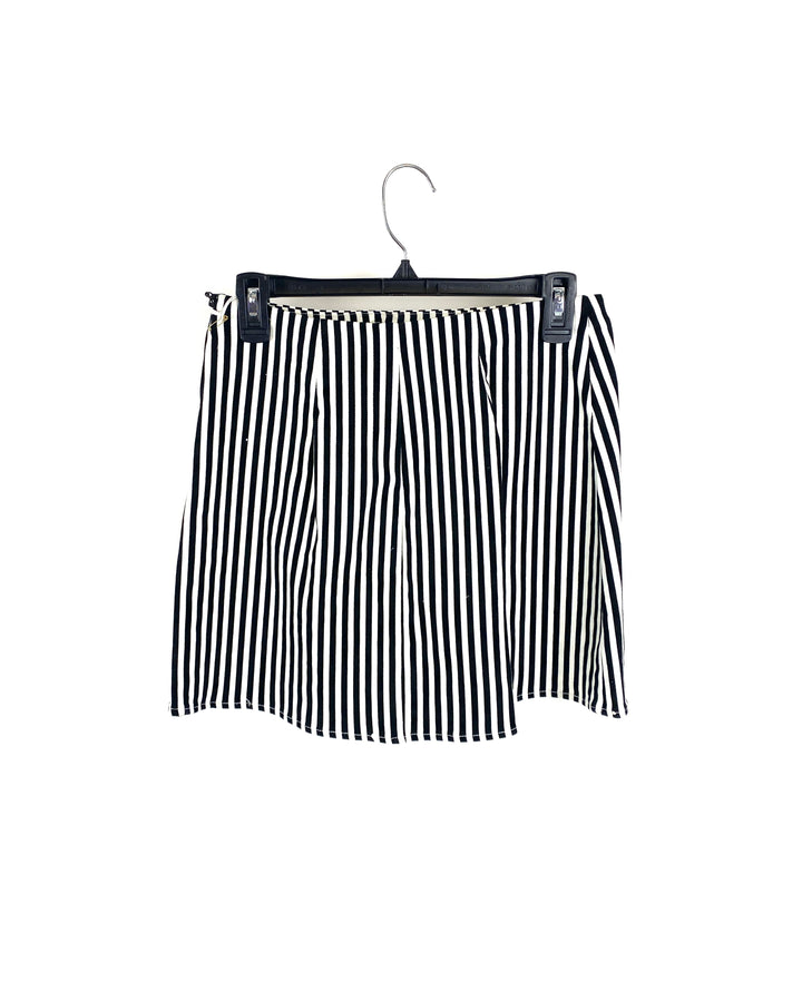 Black And White Striped Skirt - Small