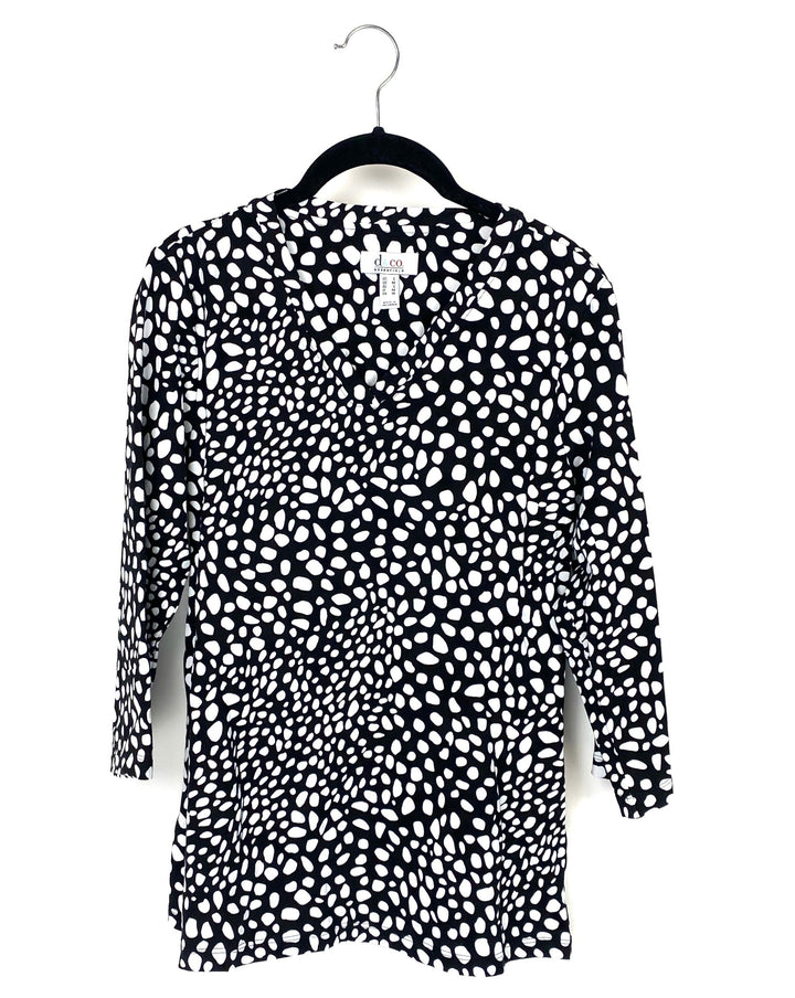 Black and White Top - Size Small