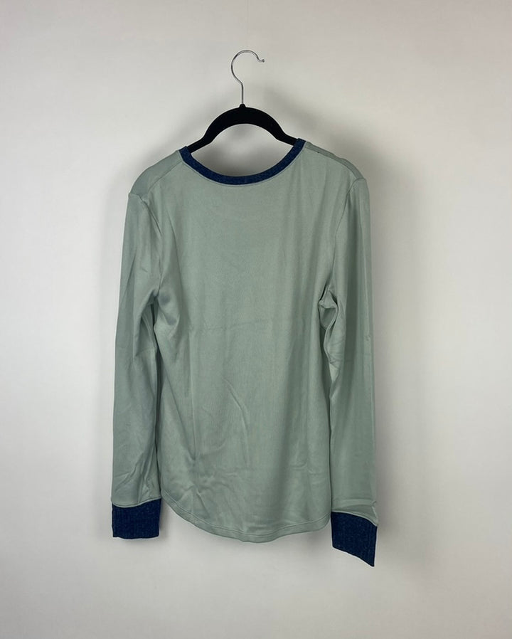 Light Teal Long Sleeve Pajama / Lounge Top - Small