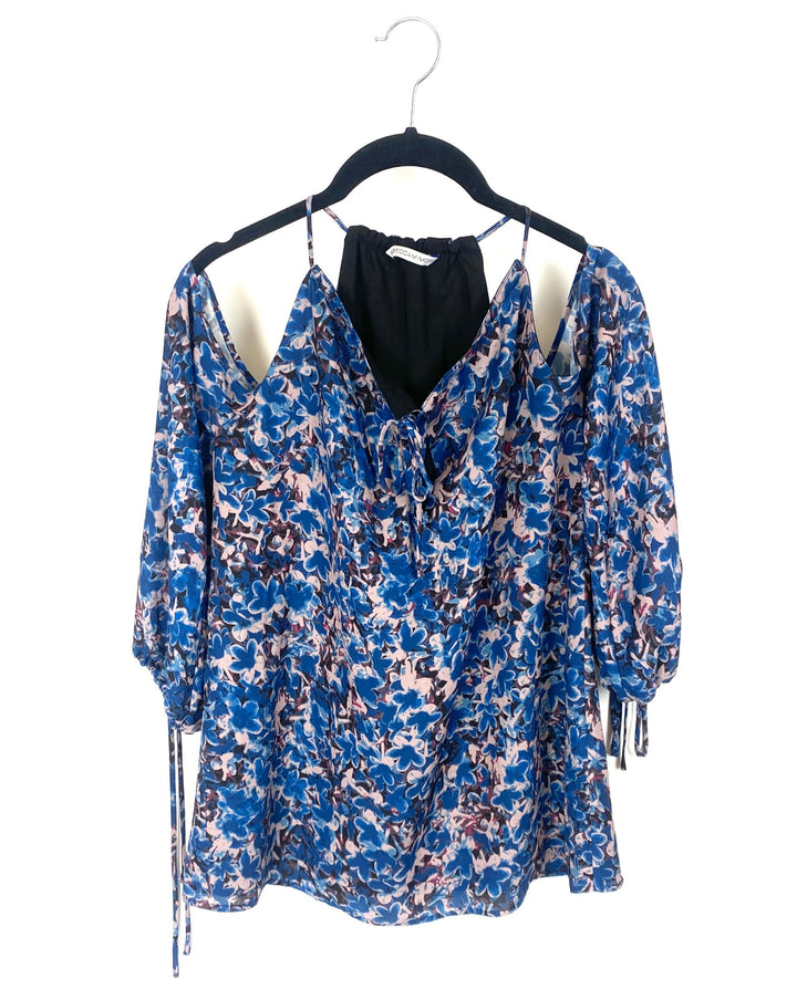 Blue Floral Patterned Cold Shoulder Top - Small