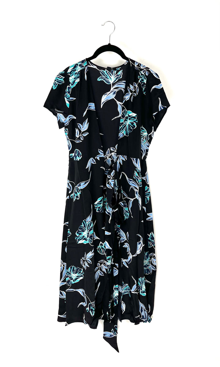 Black And Blue Floral Mid Dress - Small