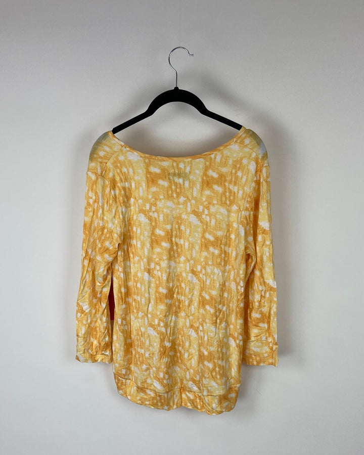 3/4 Length Yellow Lounge Top - Small & 1X