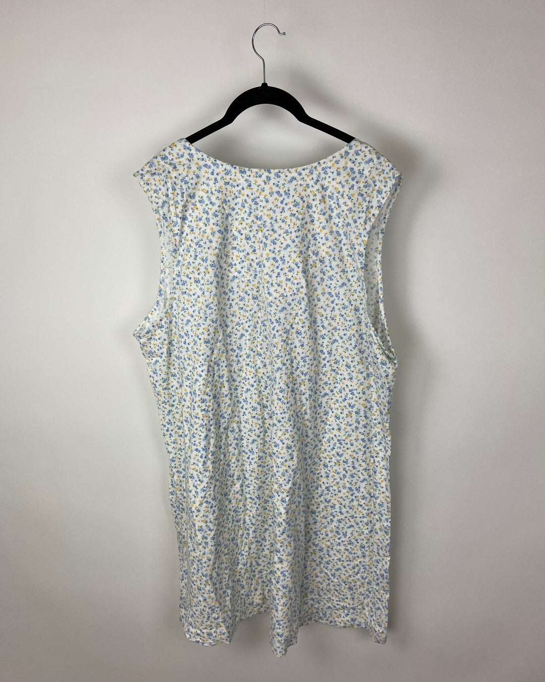 White and Flower Print Nightgown - 2X