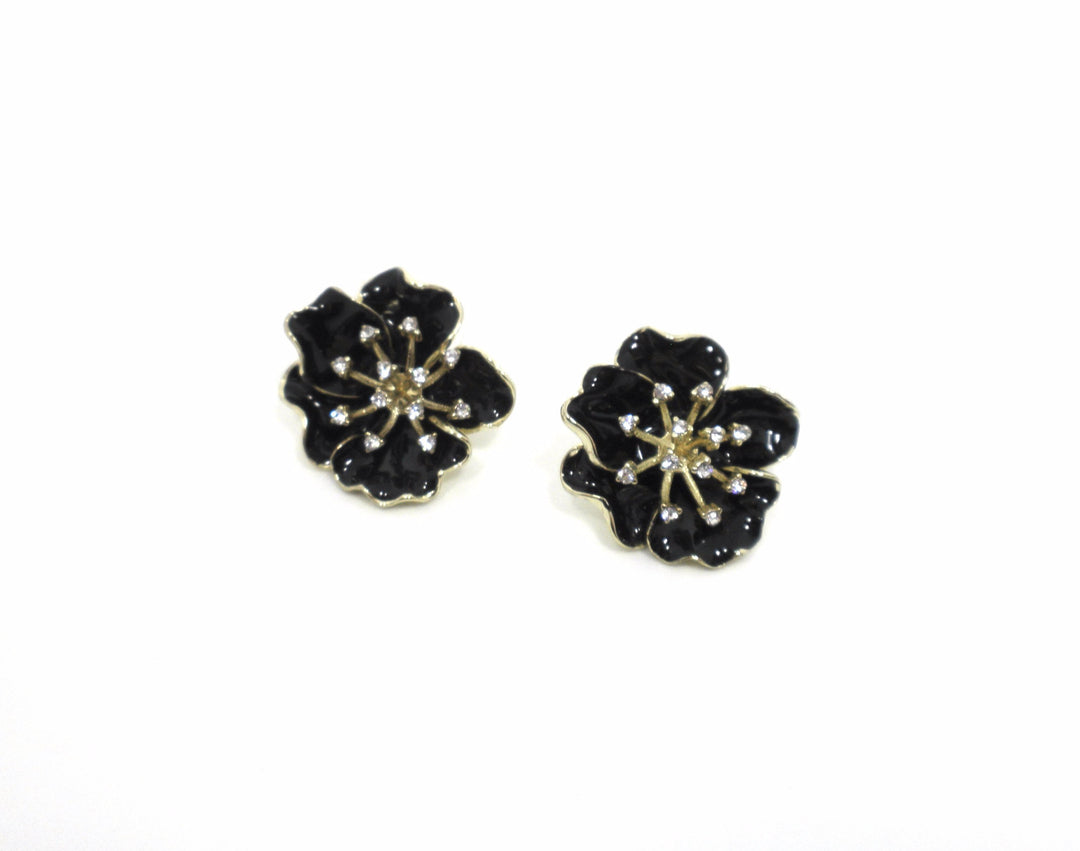 Stella & Ruby Black Flower Earrings - The Fashion Foundation