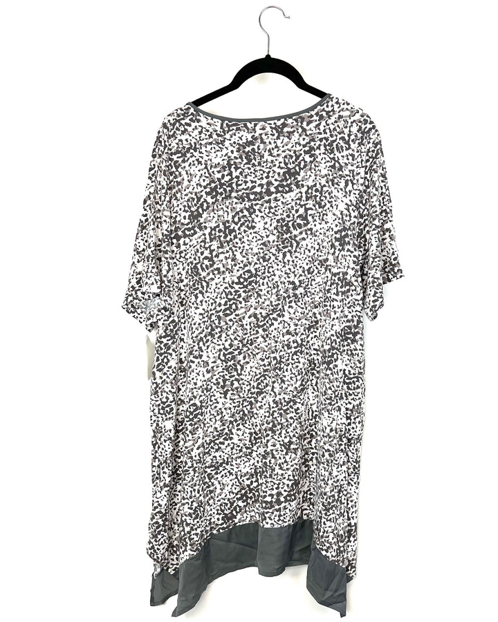 White And Grey Cheetah Print Nightgown - Small