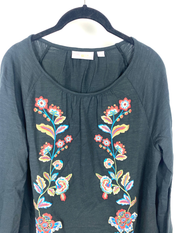 Black Floral Embroidered Top - Small/Medium