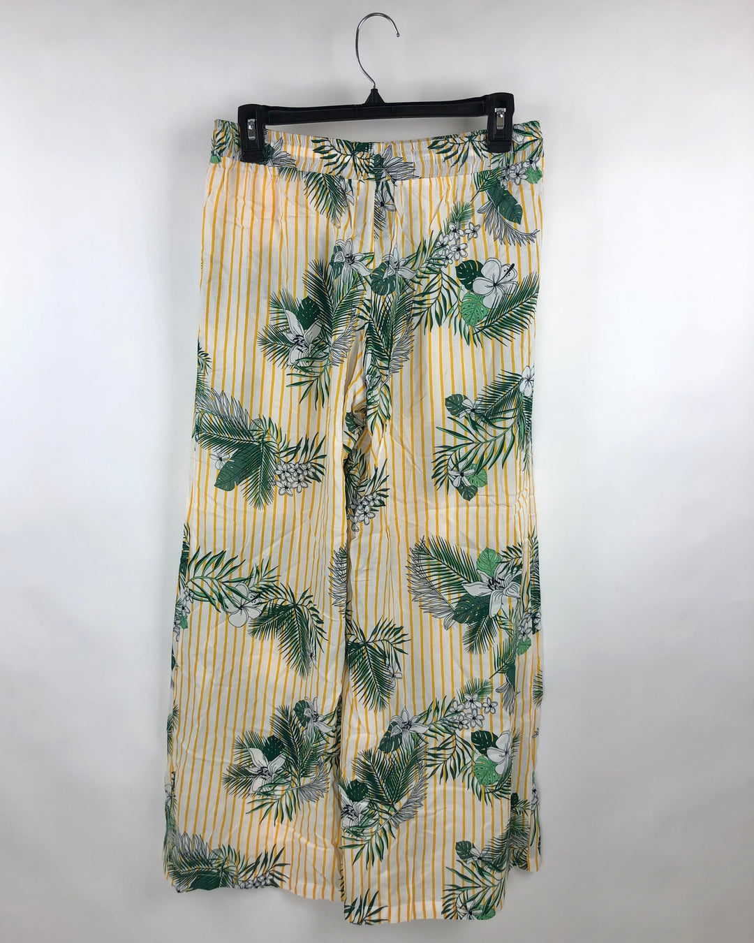 Cropped Tropical Pant - Small