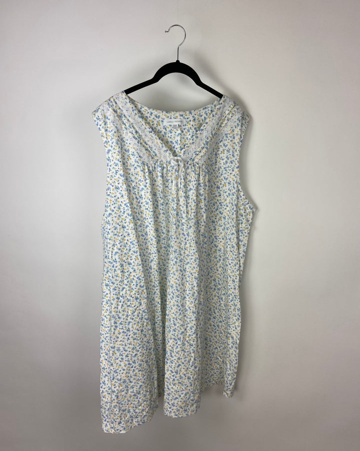 White and Flower Print Nightgown - 2X