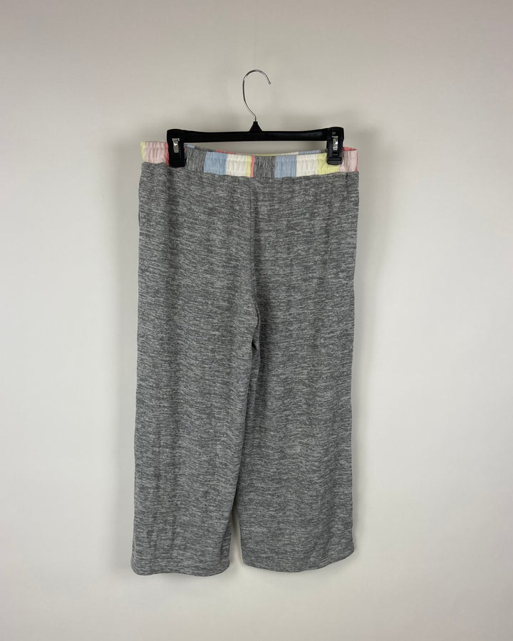 Grey Knit Cropped Lounge Pants - Small