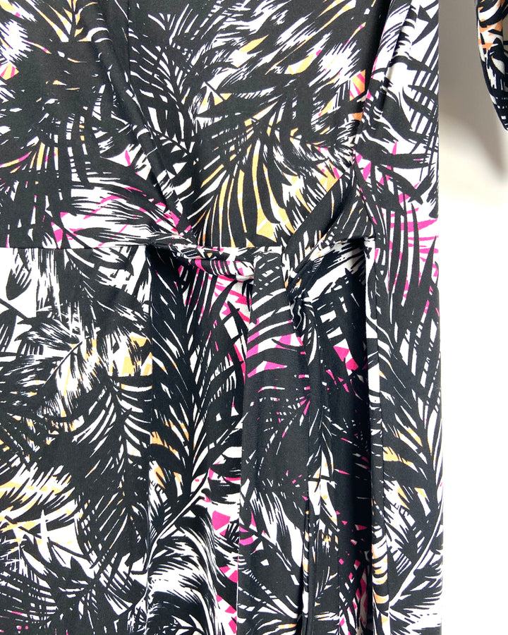 Leaf Printed Midi Dress With Tie - Small/Medium