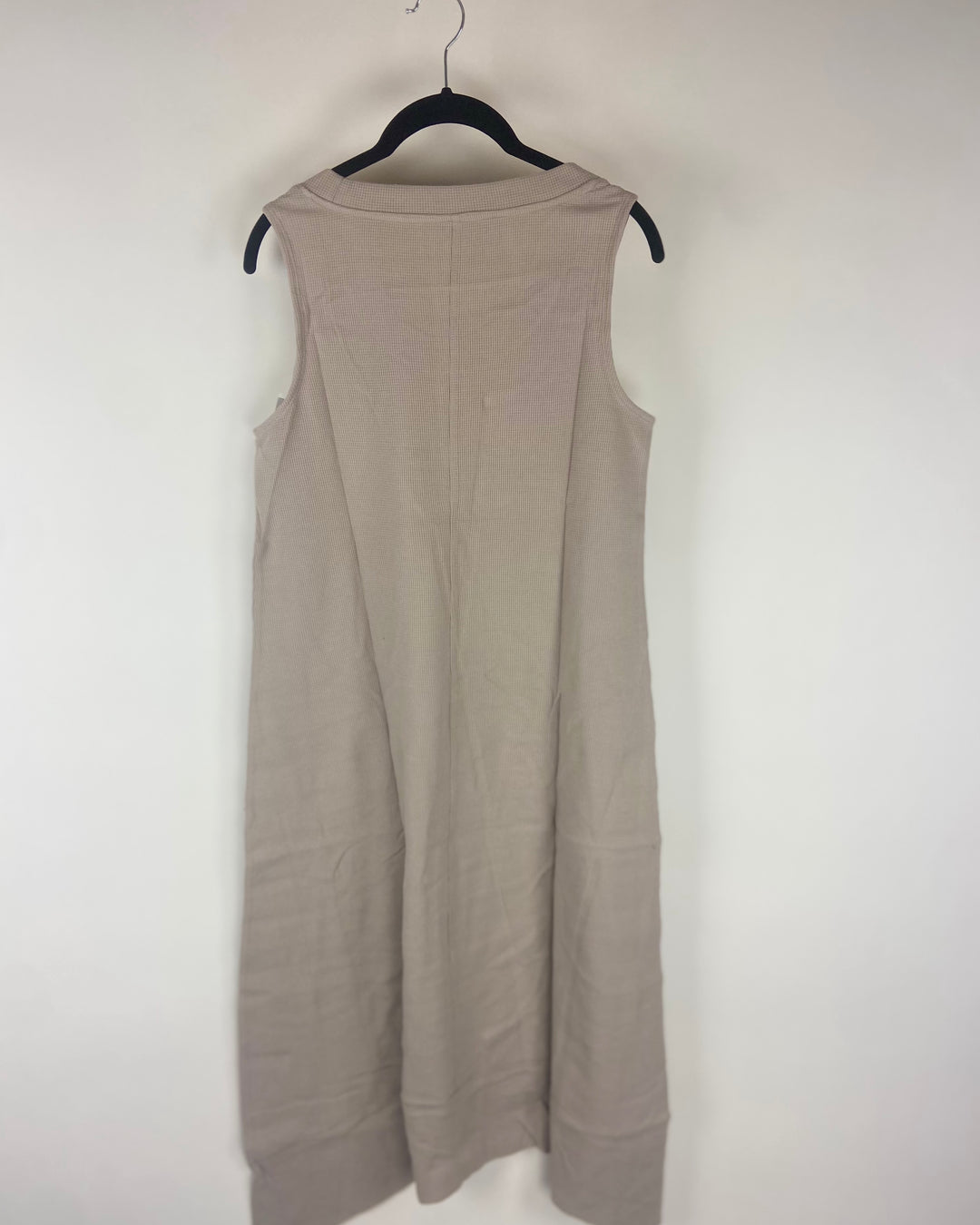 Sleeveless Dress - Size 6-8 and 1X