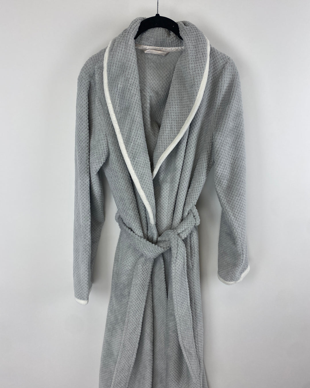 Fuzzy Grey Robe with White Trim - Small, 1X