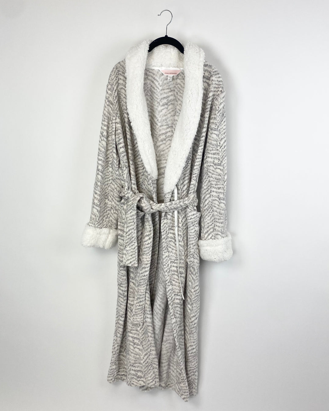 Grey and White Robe - Size 6/8