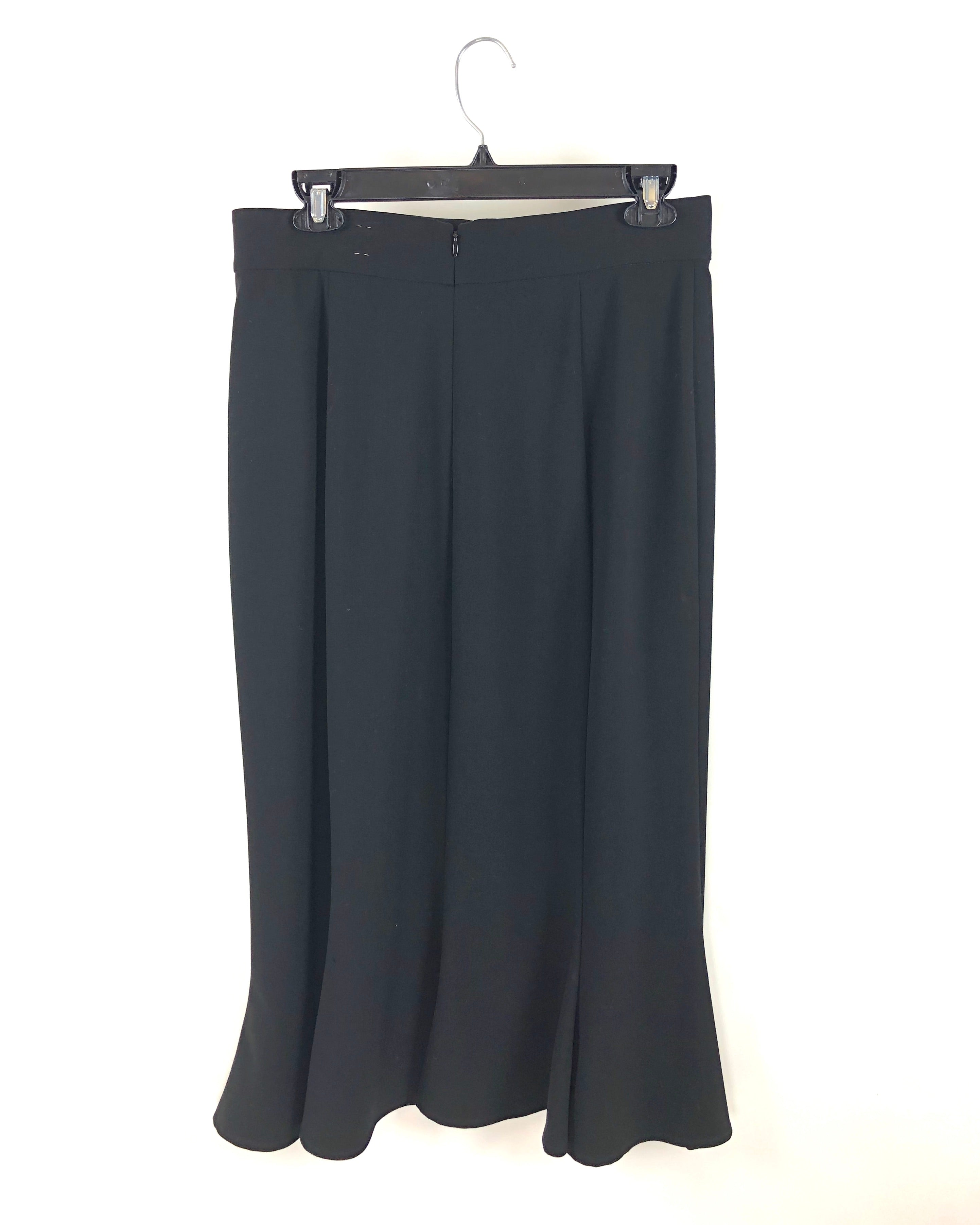 Long black skirt petite size online