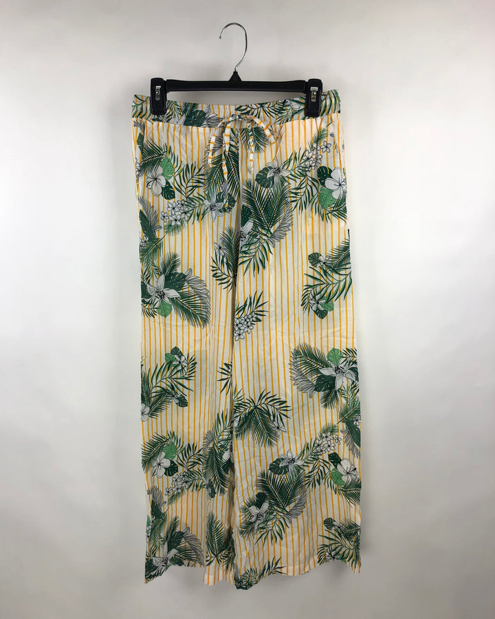 Cropped Tropical Pant - Small