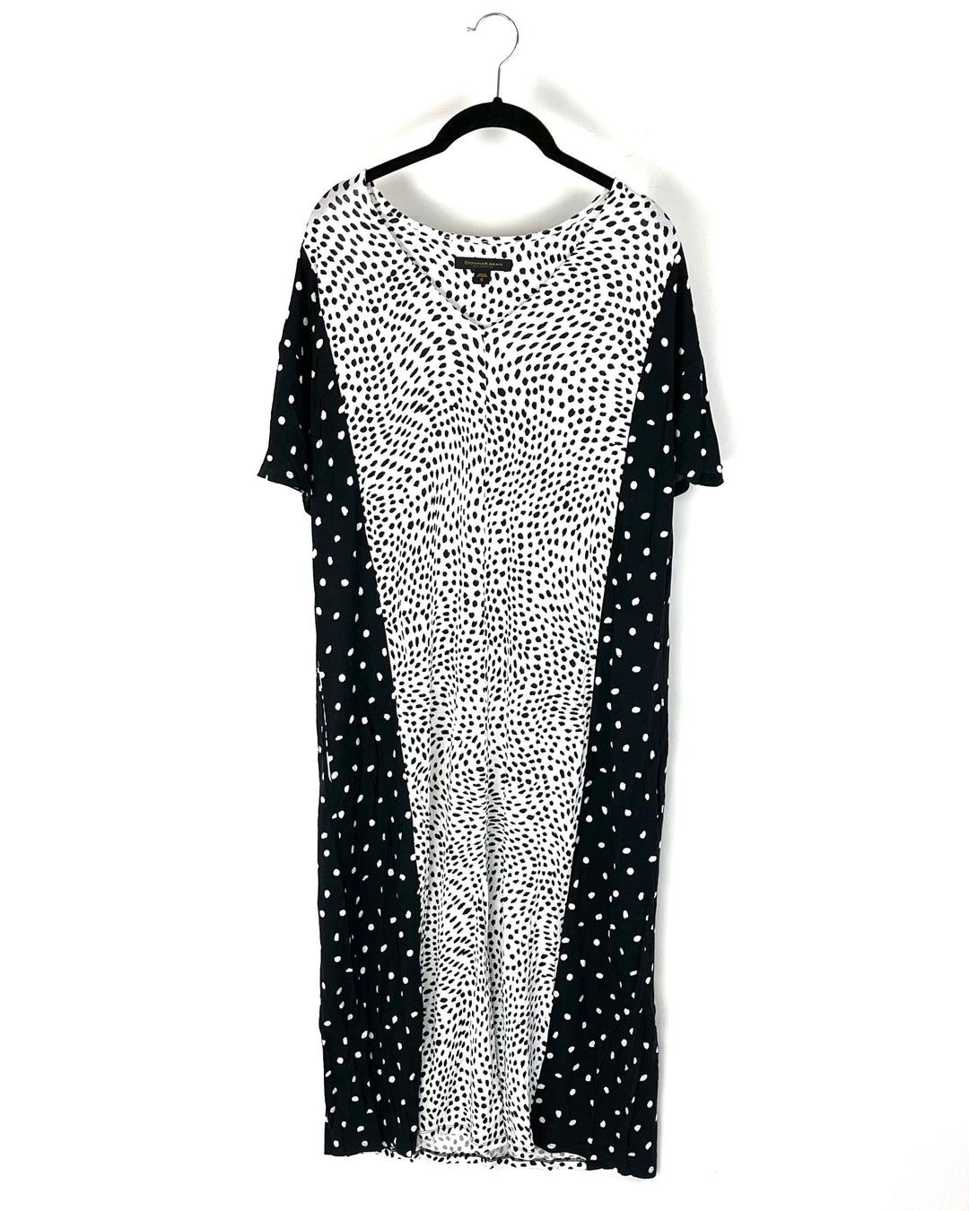 Black and White Sleepwear Gown - Small