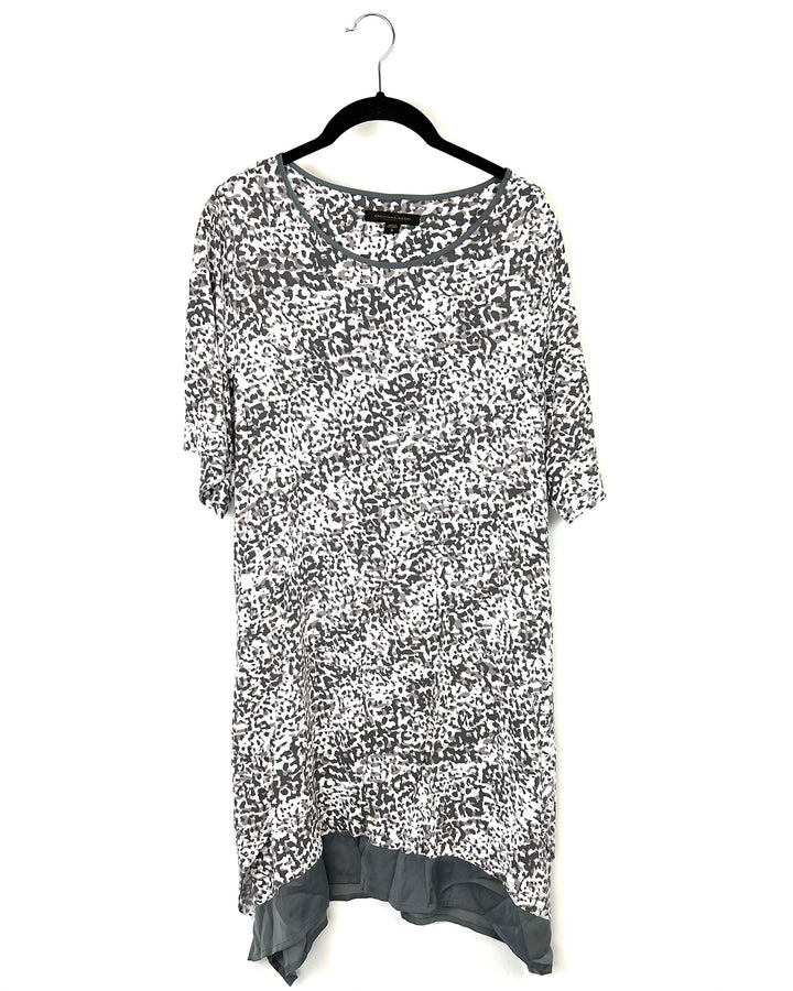 White And Grey Cheetah Print Nightgown - Small