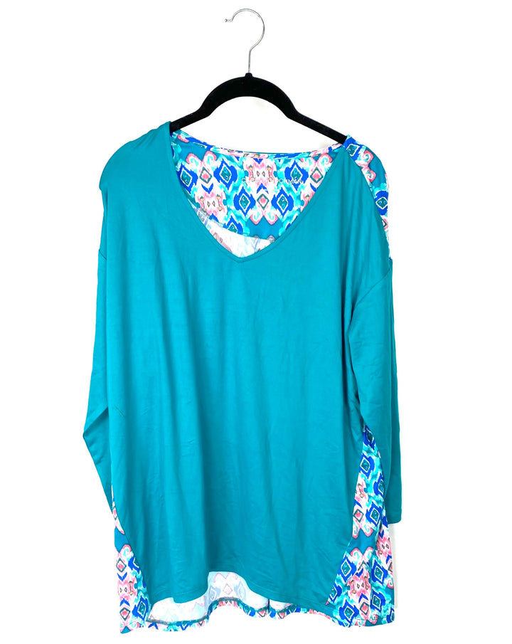 3/4 Sleeve Geometric Teal Blouse - Small