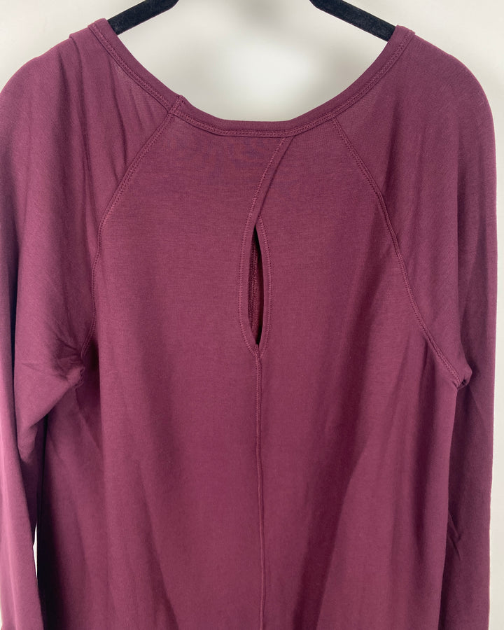 Red V Neck Long Sleeve Top - Small/Medium