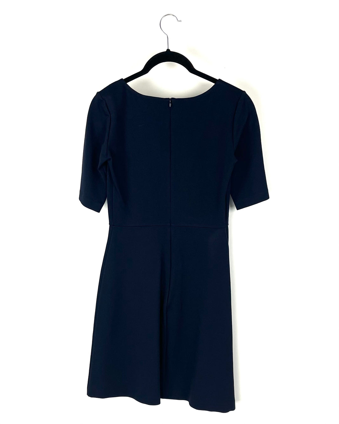 Short Sleeve Navy Blue Dress - Size 4/6 The Fashion Foundation Short Sleeve Navy Blue Dress - Size 4/6 The Fashion Foundation