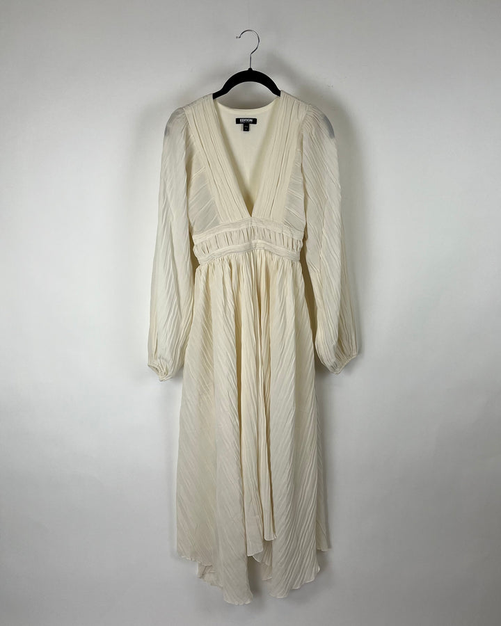 Cream Long Sleeve Dress - Size 00
