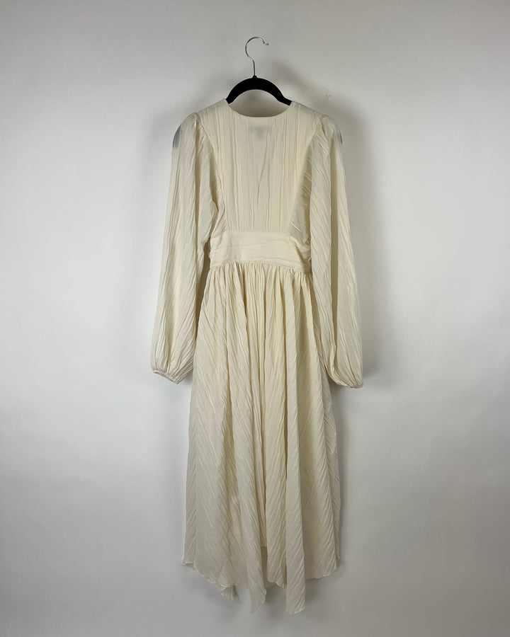 Cream Long Sleeve Dress - Size 00, 0 and 8