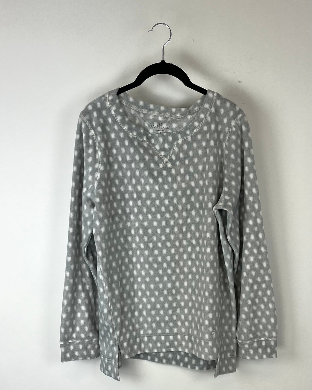 Soft and Cozy Grey Polka Dot Sleepwear Top - Size 6-8