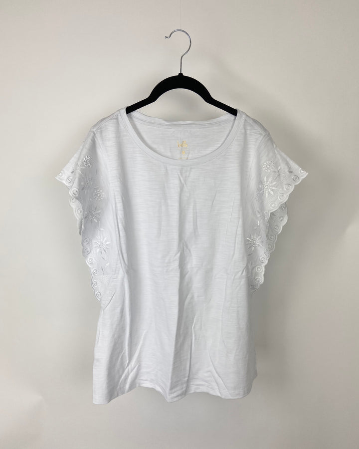 White Winged Sleeve T-Shirt- Large/Extra-Large