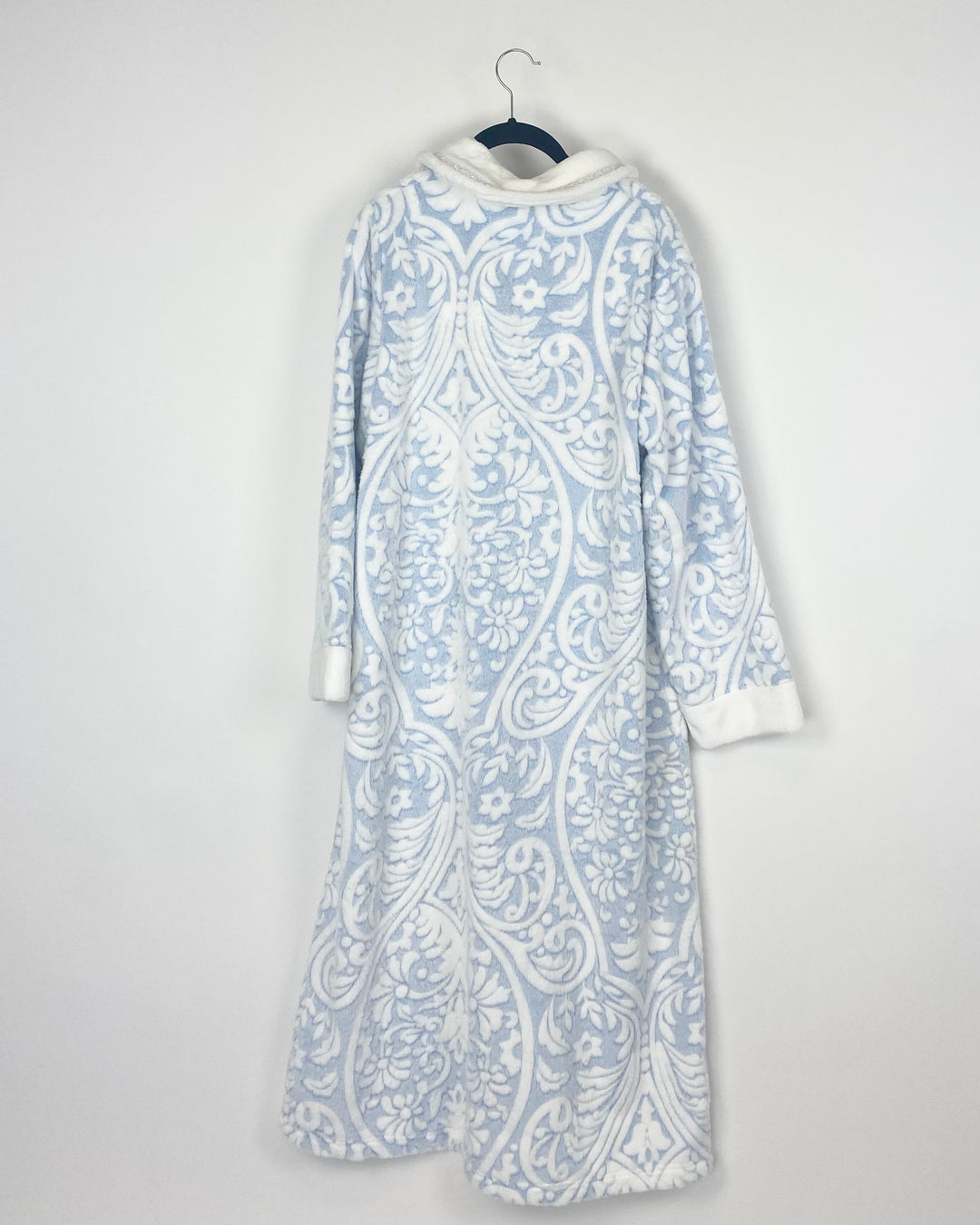 Blue Patterned Robe Collection Soft Blue And White Long Sleeve Robe With Abstract Details ...