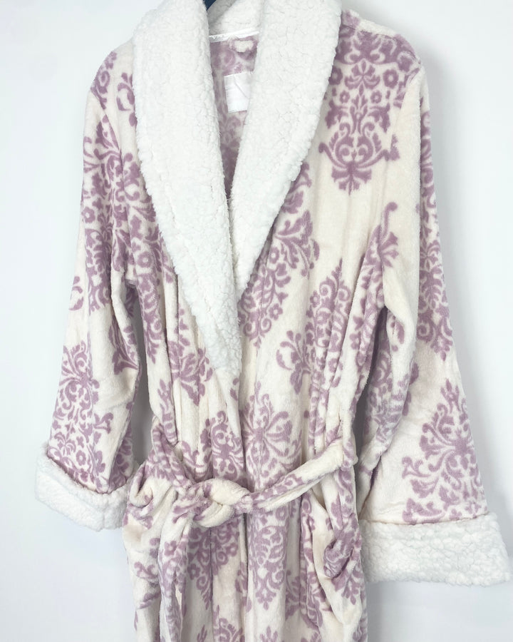 Purple And White Paisley Soft Robe - Small