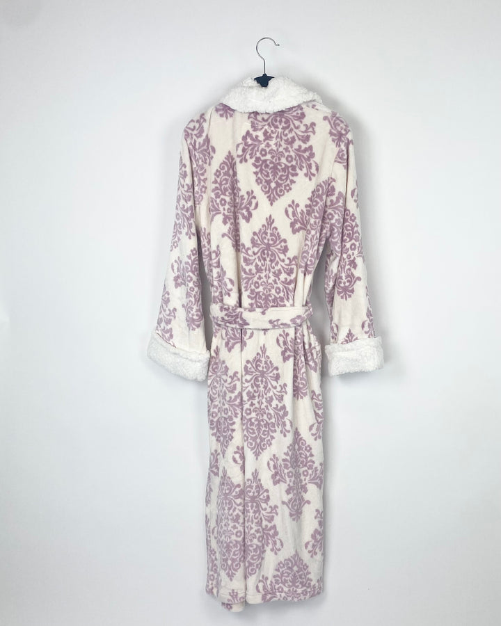 Purple And White Paisley Soft Robe - Small