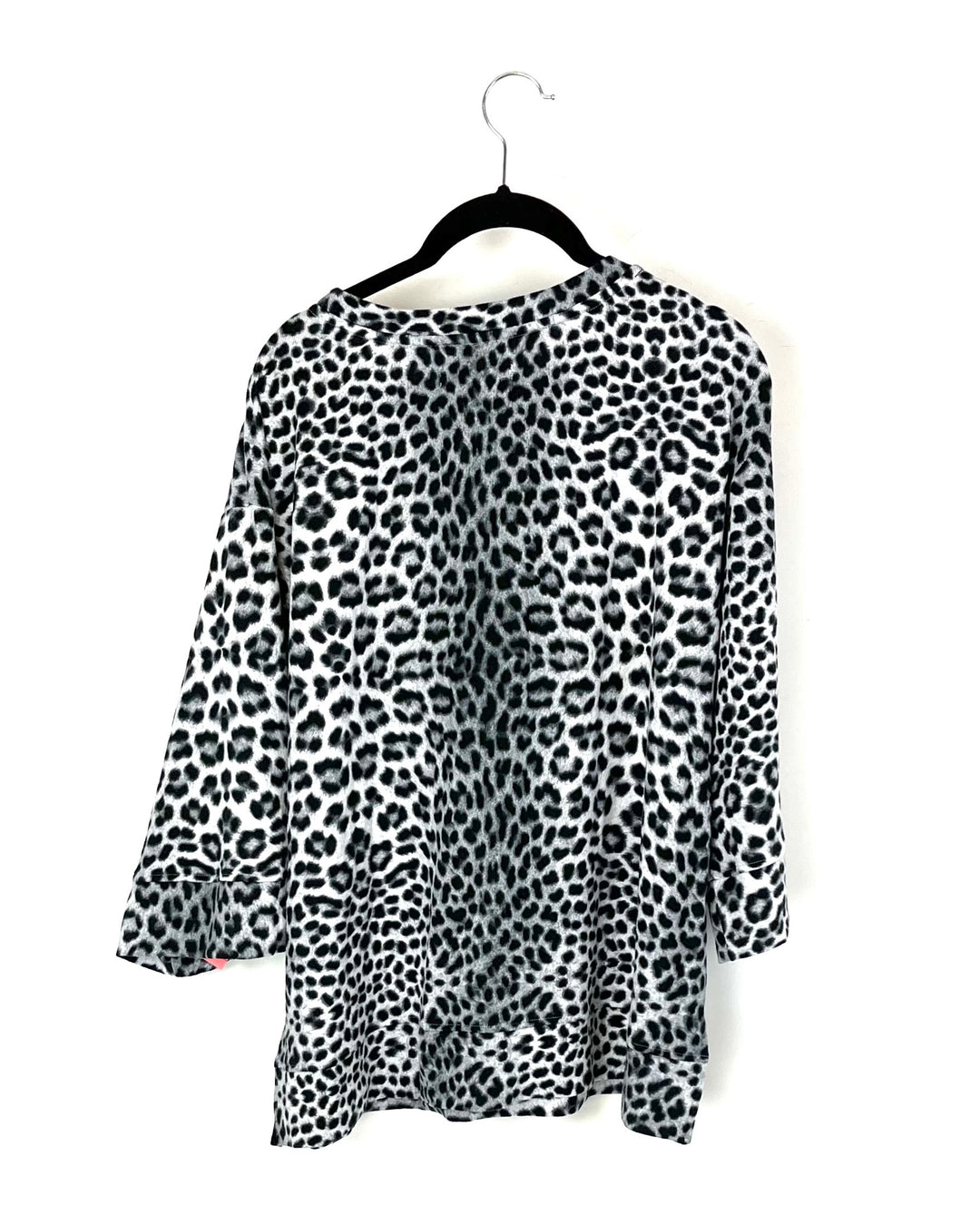 Black And White Cheetah Print Sleepwear Set - Small