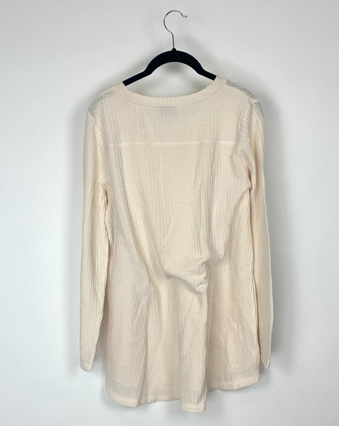 White Textured Long Sleeve - Size 6-8