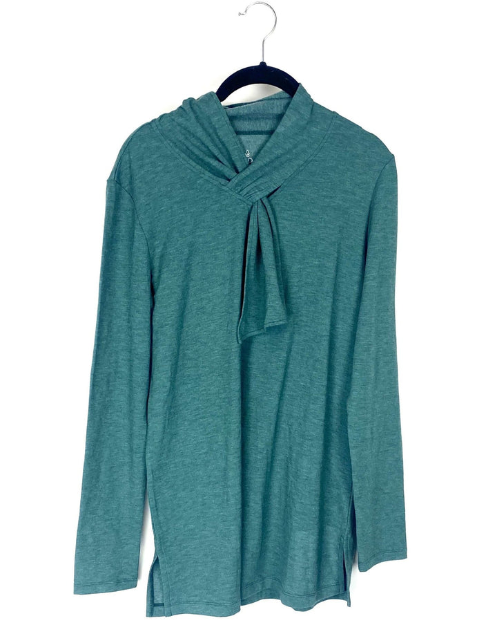 Green Sweater - Size 2/4