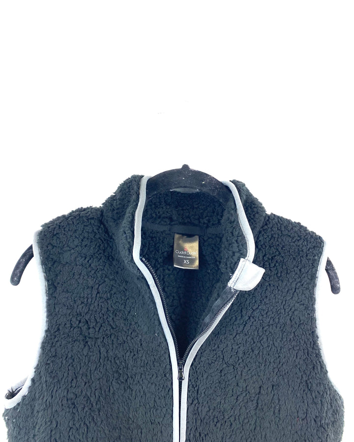 Black Sherpa Vest - Extra Small and Small