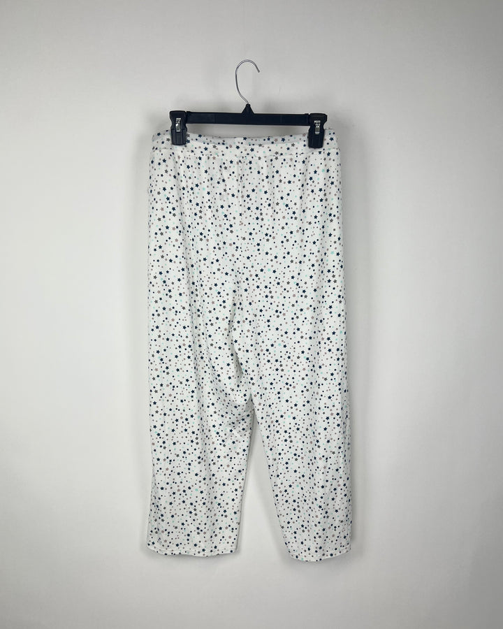 White Star Print Cropped Pajama Pants - Size 1X