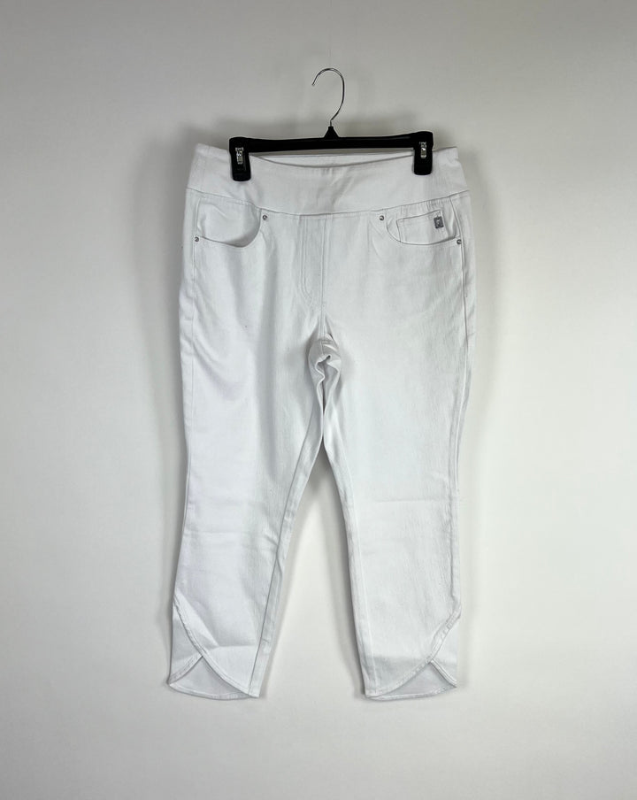 White Petal Hem Cuff Pants - Size 12/14