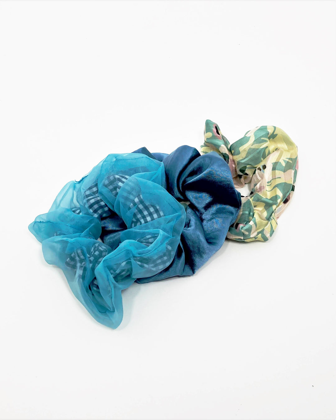 Blue and Green Floral Scrunchies Set
