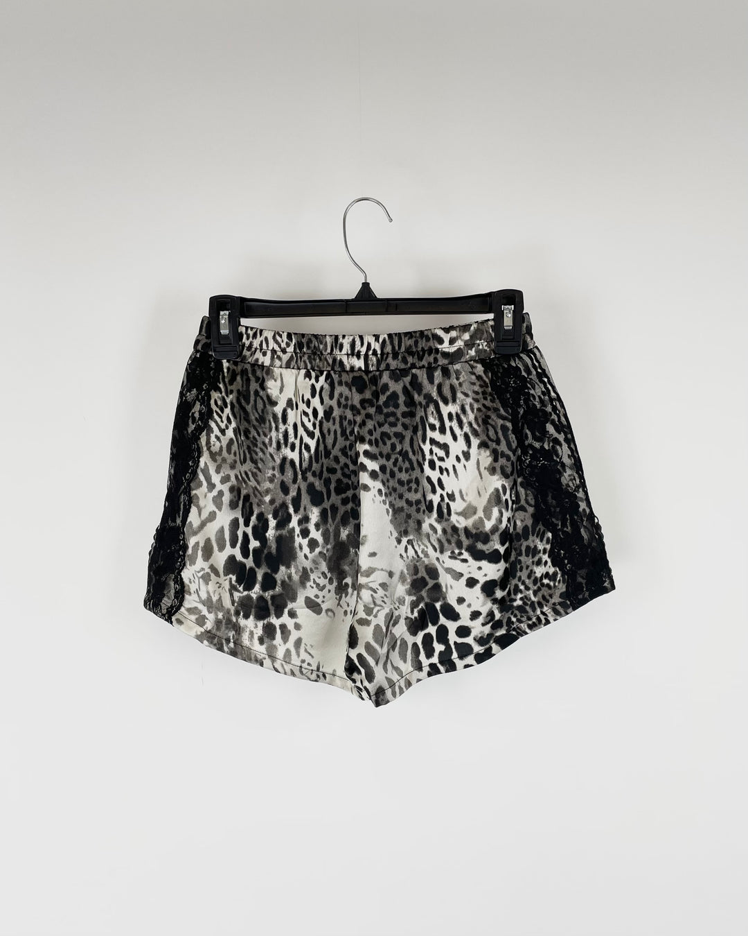 Grey Cheetah Print Flowy Shorts - Small