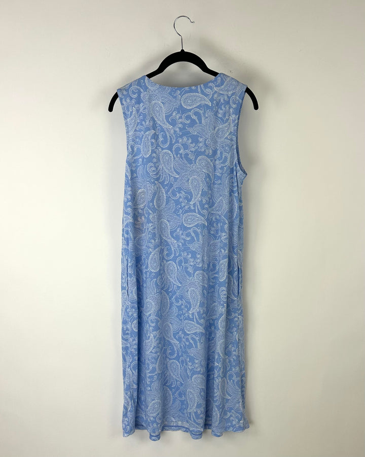 Blue and White Printed Nightgown - Size 8-10