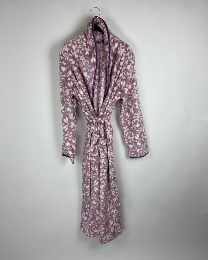 Light Purple Long Sleeve Robe - Small