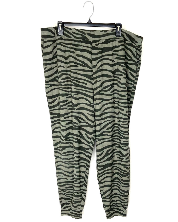 Camoflauge Joggers - 1X